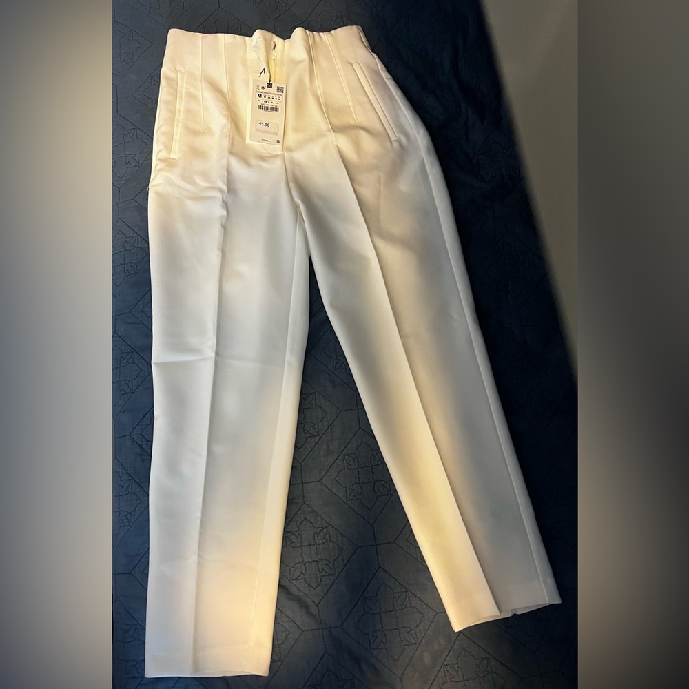 Women’s New white Zara pants